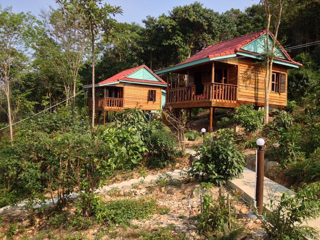 Coconutbeach Bungalows Derm Tkov Village Екстериор снимка